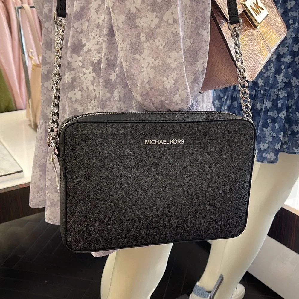 Michael Kors Jet Set Item Large East West Zip Crossbody Black - Picture 14 of 16